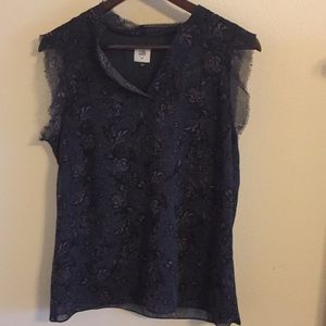 Cabi v neck top.